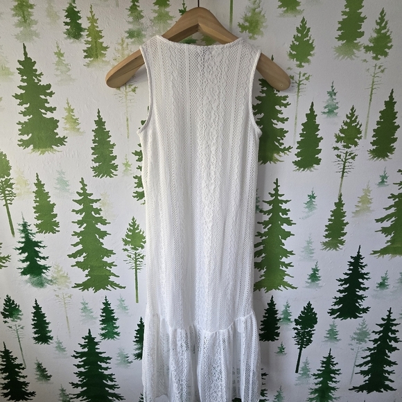 Paper Doll White High-Low Lace Dress - Picture 2 of 7